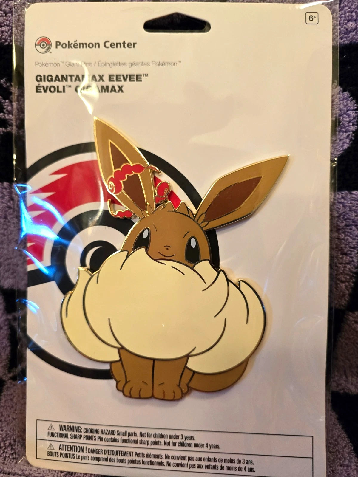 Pokemon Center Giant Pin: Gigantamax Eevee Oversize Pin - VGMX