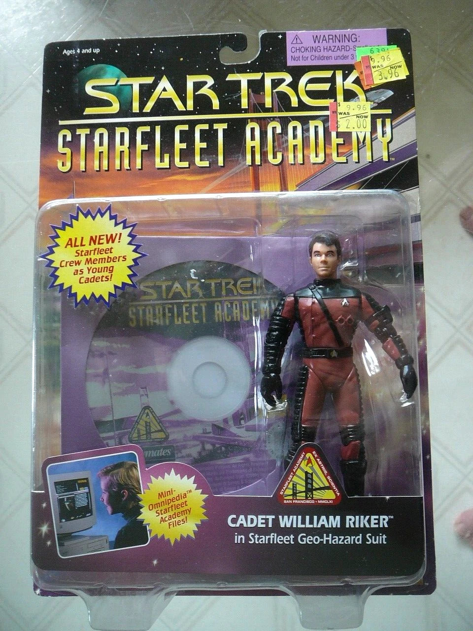 Star Trek: StarFleet Academy| Cadet William Riker Action Figure