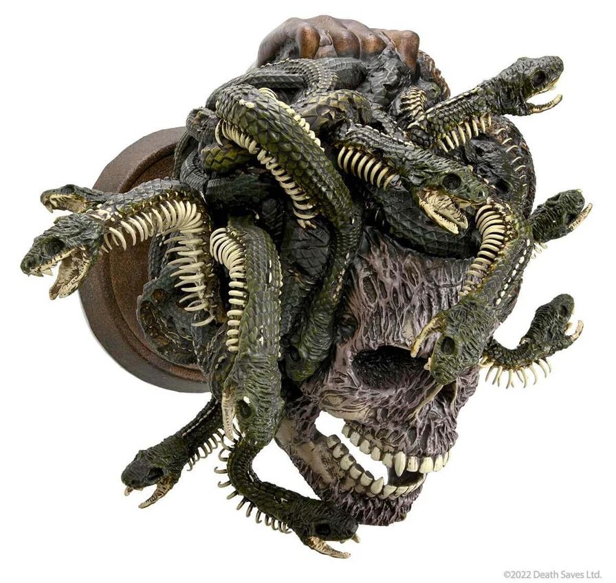 Dungeons & Dragons Death Saves Medusa Trophy Plaque - VGMX