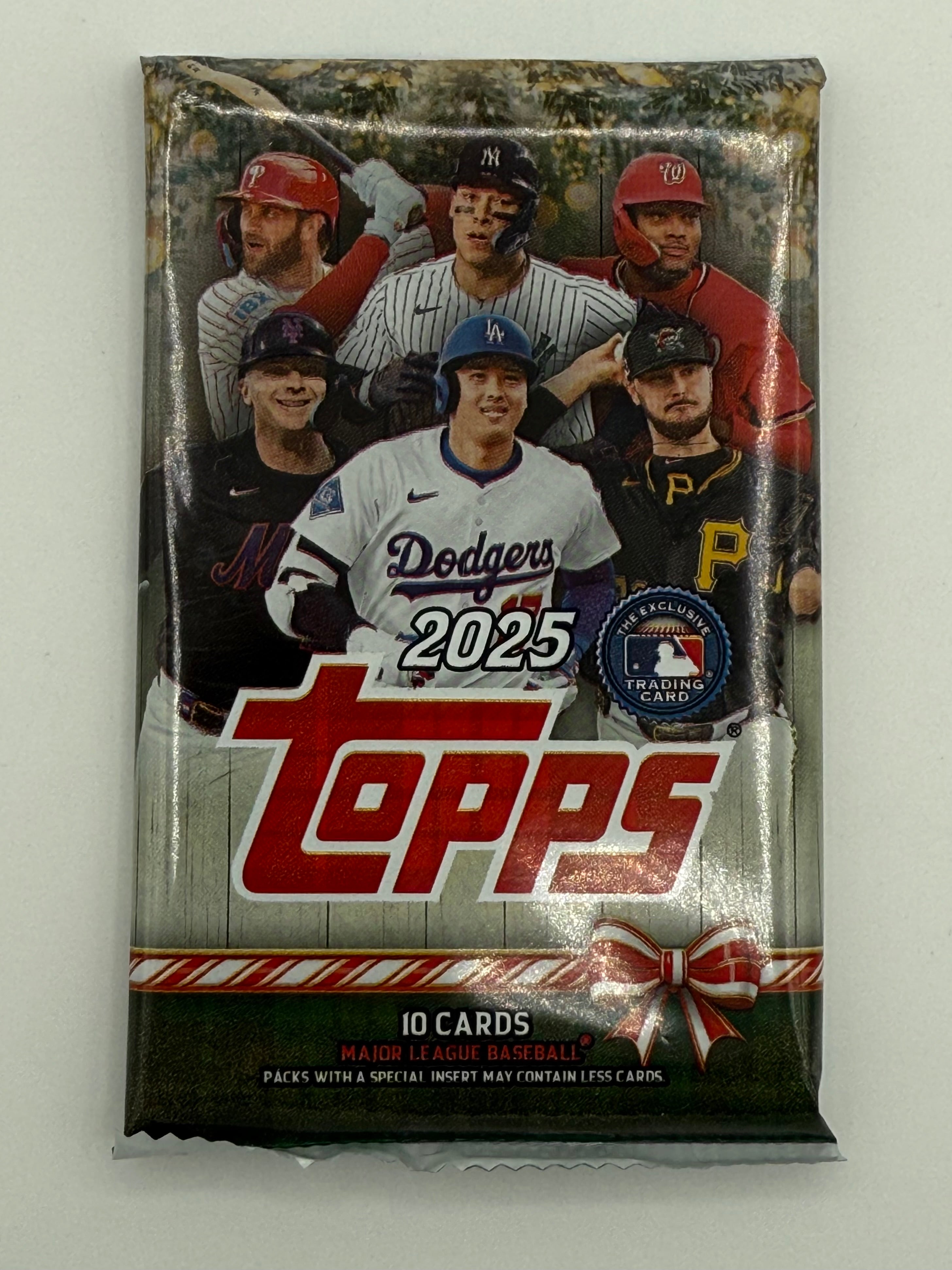 2025 Topps Holiday Baseball Mega Box Pack